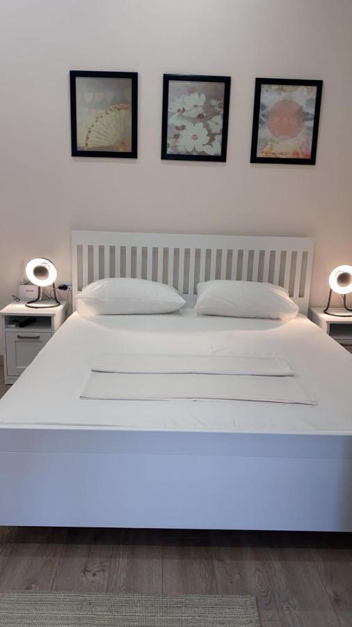 Citycenter Studios Saranda Extérieur photo