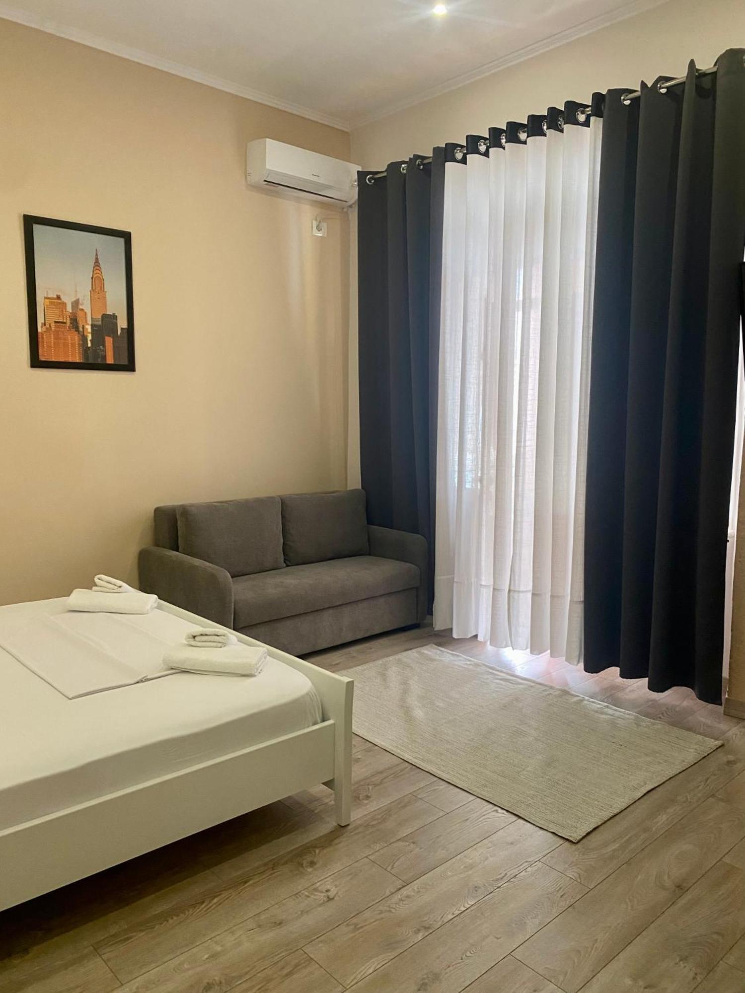 Citycenter Studios Saranda Extérieur photo